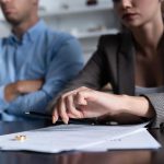 Skilsmisse i horisonten: 2 usynlige tegn på, at et ægteskab er ved at falde fra hinanden, er blevet navngivet Skilsmisse i horisonten: 2 usynlige tegn på, at et ægteskab